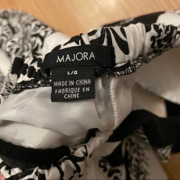 Women’s Majora Halter Tie Up Prom Dress - Picture 5 of 6